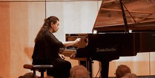 Lilya Zilberstein spielte zum Abschluss des 28. Pianistenfestivals in der Böblinger Kongresshalle.